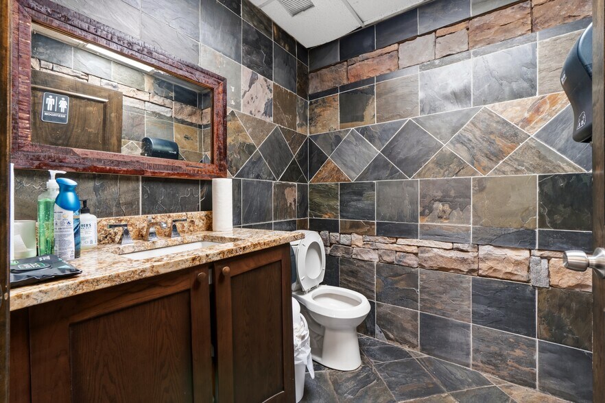 More Photos Of 3211 Fm-1960 Rd, Houston Carwash For Sale