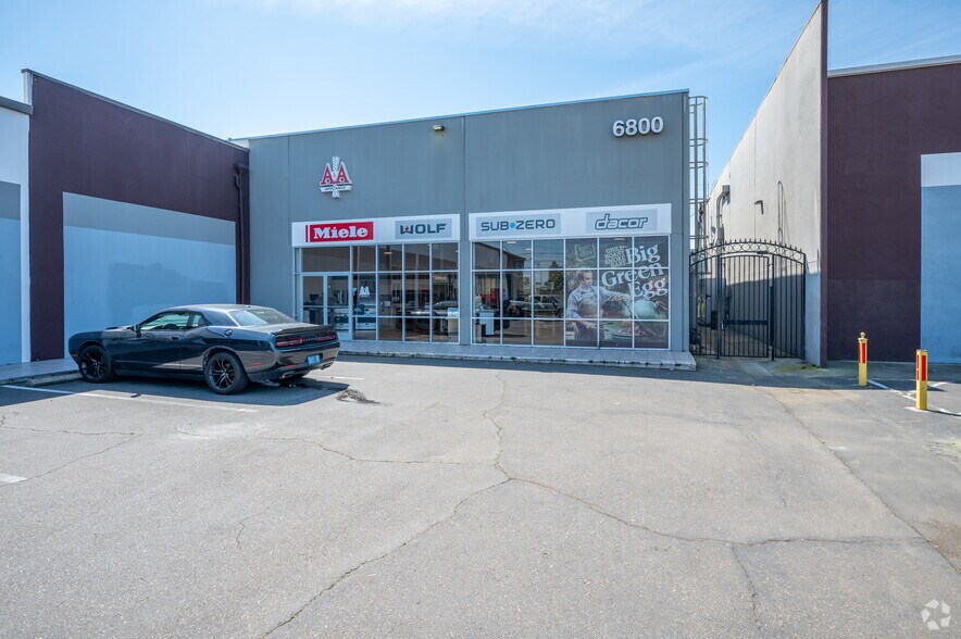 More Photos Of 6800 Folsom Blvd, Sacramento Unknown For Lease