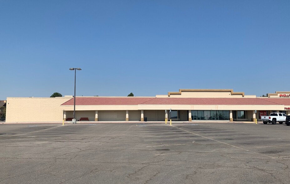 More Photos Of 411-495 W 1425 N, Layton Storefront For Lease