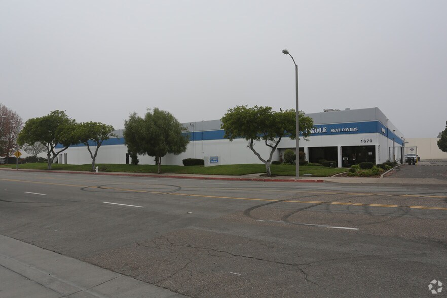 More Photos Of 1670-1680 Sunflower Ave, Costa Mesa Warehouse For Lease