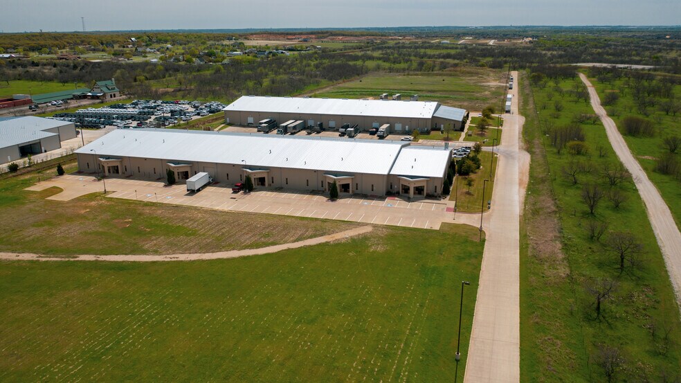 Primary Photo Of 8135 Gateway Dr, Argyle Warehouse For Lease