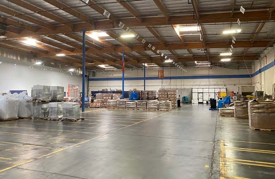 More Photos Of 2904 S Angus Ave, Fresno Distribution For Lease