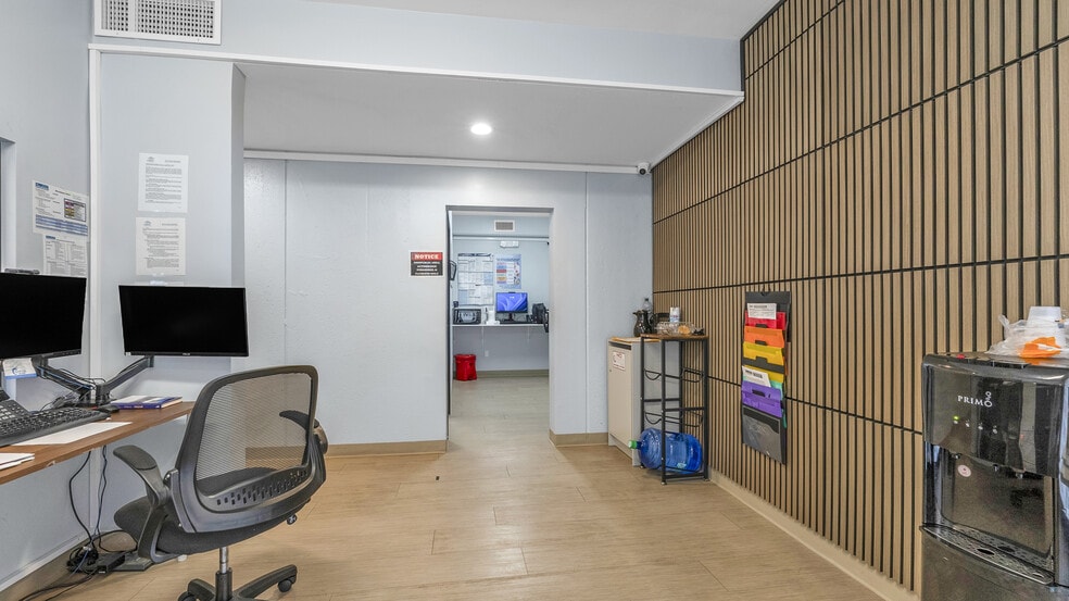 More Photos Of 6622-6630 Crenshaw Blvd, Los Angeles Storefront Retail Residential For Sale