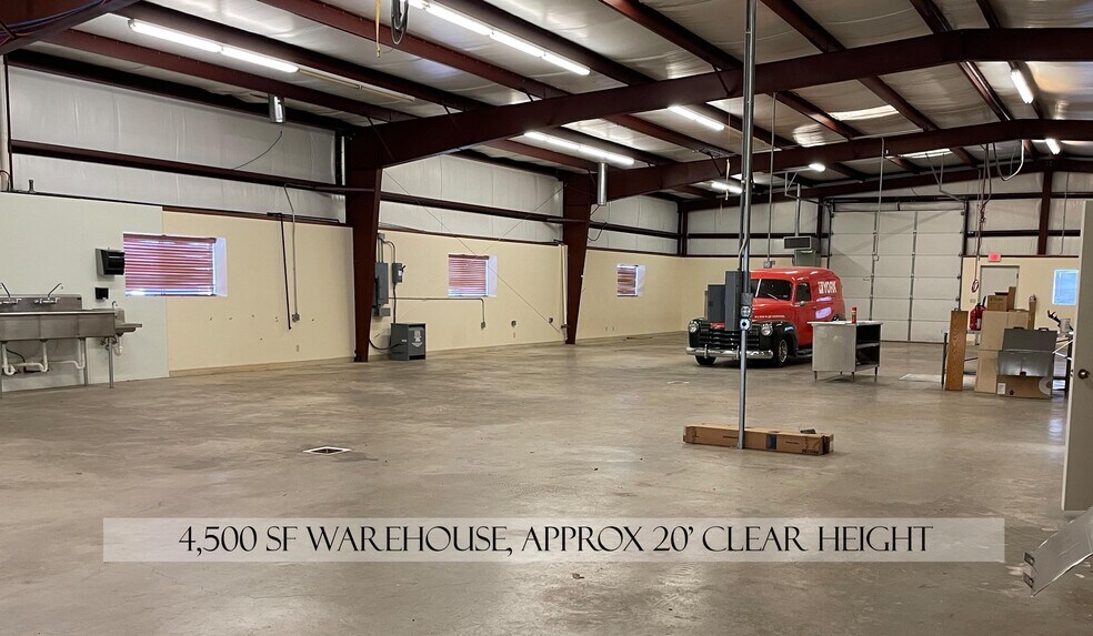More Photos Of 632 Fm 2093, Fredericksburg Warehouse For Lease