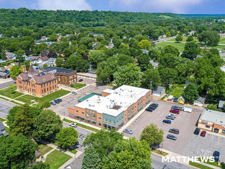 More Photos Of 422 Belgrade Ave, North Mankato Apartments For Sale