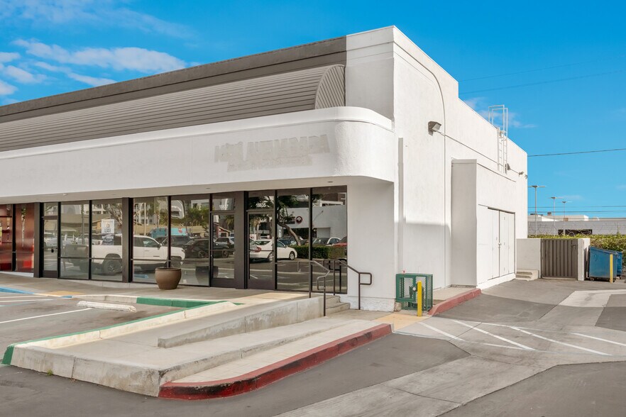 More Photos Of 18581-18631 Beach Blvd, Huntington Beach Unknown For Lease