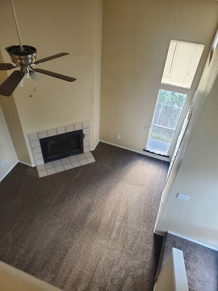 More Photos Of 206 Plaza Verde Dr, Houston Apartments For Sale