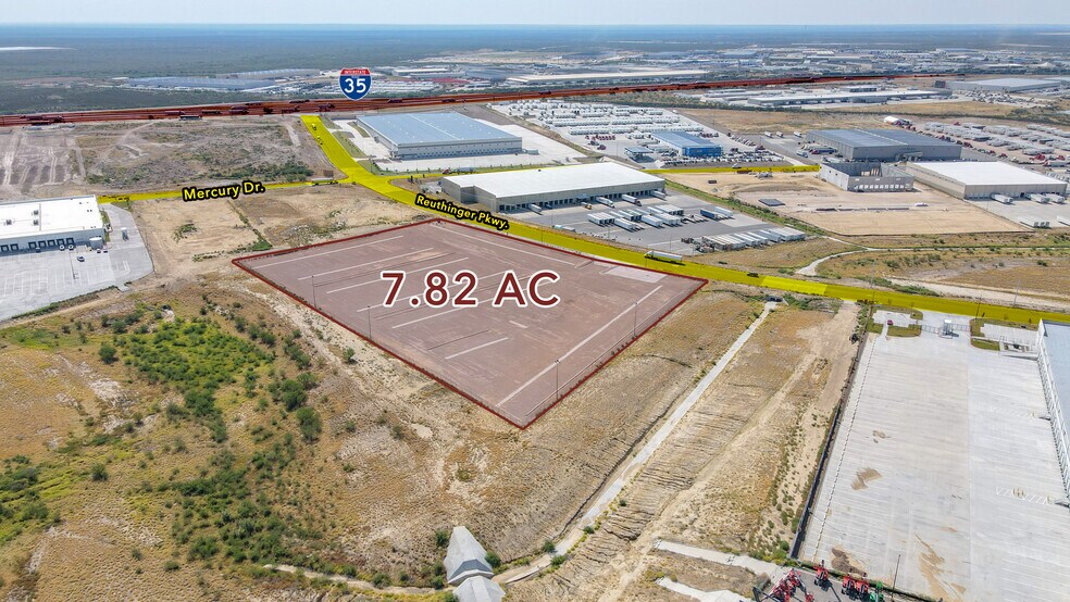 Primary Photo Of 1120 Reuthinger Pkwy, Laredo Land For Lease