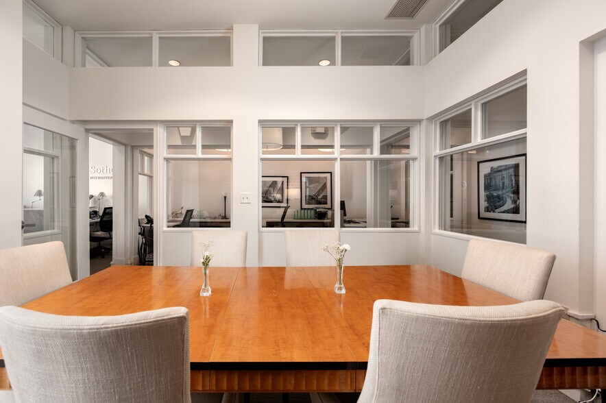 More Photos Of 209 Main St, Annapolis Office For Sale