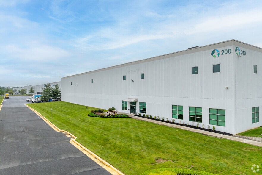 More Photos Of 200 Docks Corner Rd, South Brunswick Warehouse For Lease