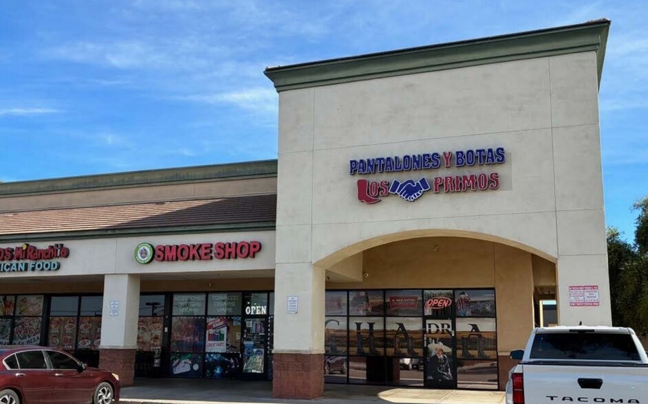 More Photos Of 2201 N 83rd Ave, Phoenix General Retail For Lease