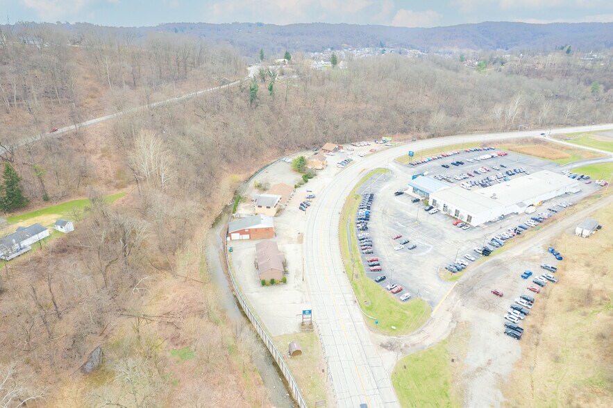 More Photos Of 1080 Long Run Rd, McKeesport Office For Lease