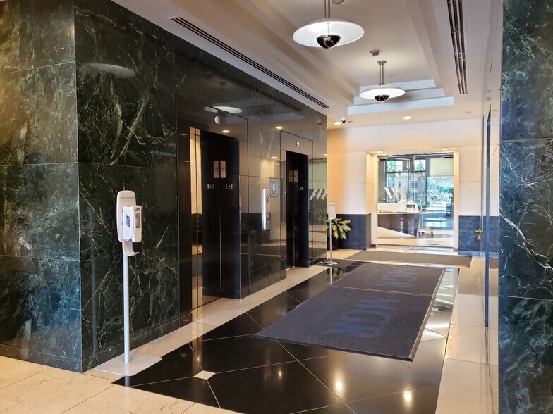 More Photos Of 3281 E Guasti Rd, Ontario Unknown For Lease