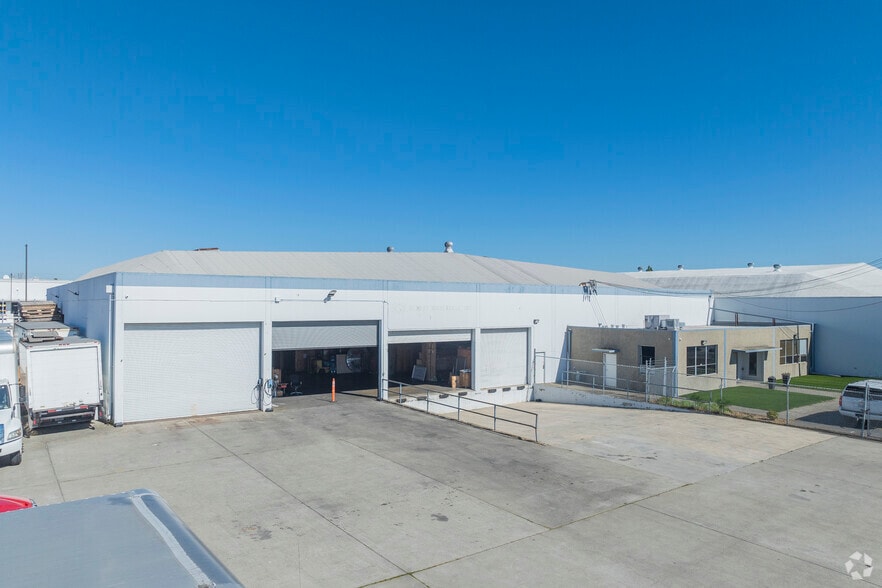 More Photos Of 2015 W 140th Ave, San Leandro Warehouse For Sale