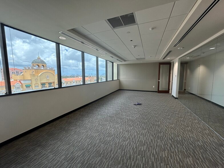 More Photos Of 75 Valencia Ave, Coral Gables Office For Lease