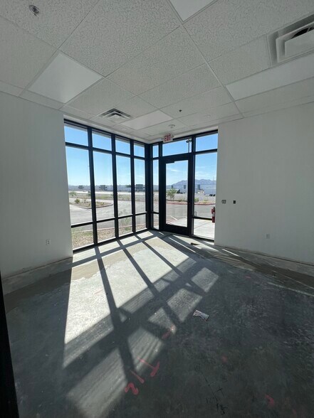 More Photos Of 5695 E North Belt Rd, Las Vegas Industrial For Lease