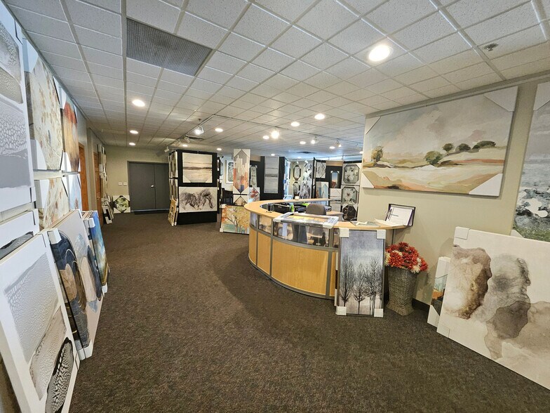 More Photos Of 3715 50th Ave, Minneapolis Manufacturing For Sale