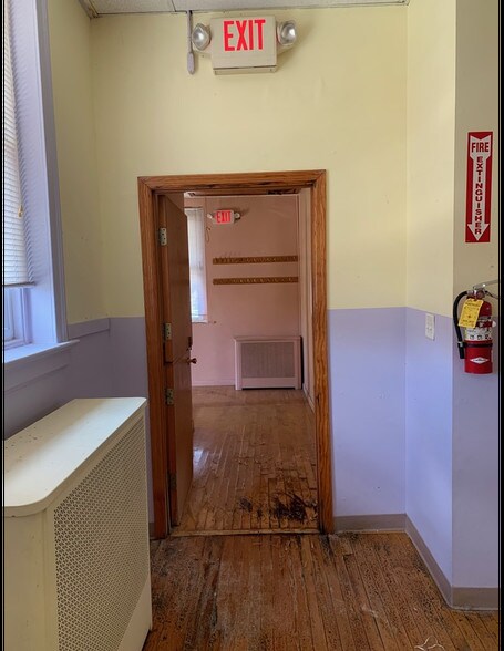 More Photos Of 238 Berkeley Ave, Newark Daycare Center For Sale