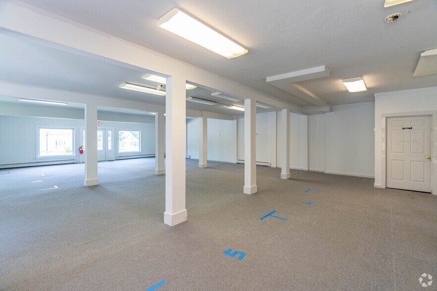 More Photos Of 75 State Route 15, Lafayette Unknown For Lease