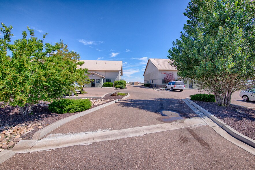 More Photos Of 1321 E Lumbermans Loop, Show Low Warehouse For Lease