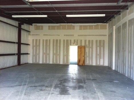 More Photos Of 104 Airport Industrial Dr, Clayton Light Distribution For Lease