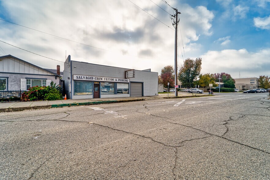 More Photos Of 124 6th St, Marysville Freestanding For Sale