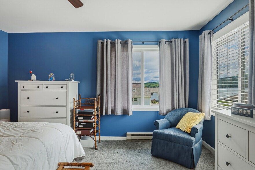 More Photos Of 24 Water St, Hammondsport Hotel For Sale
