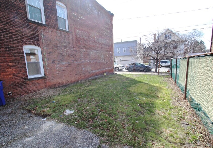 More Photos Of 3471 W 41st St, Cleveland Storefront Retail Residential For Lease