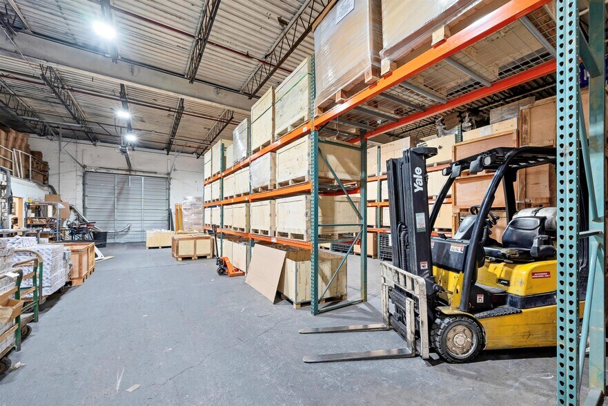 More Photos Of 110 Industrial Rd, New Windsor Township Warehouse For Sale