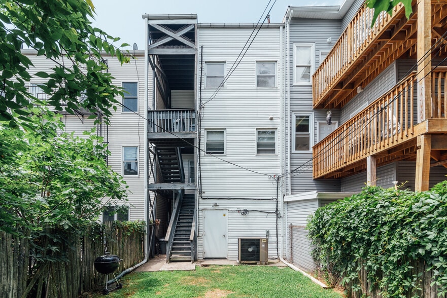 More Photos Of 804 Broadway, Bayonne Storefront Retail Residential For Lease