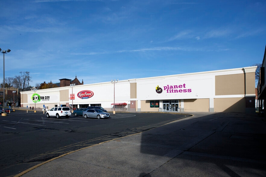 Primary Photo Of 90-200 E Main St, New Britain Unknown For Lease