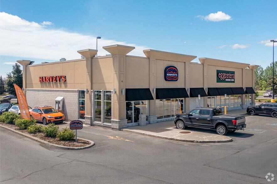 More Photos Of 5205 Boul Robert-Bourassa, Laval Unknown For Lease