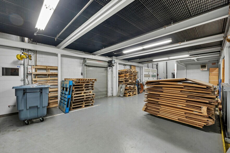 More Photos Of 48 Powers St, Milford Warehouse For Sale