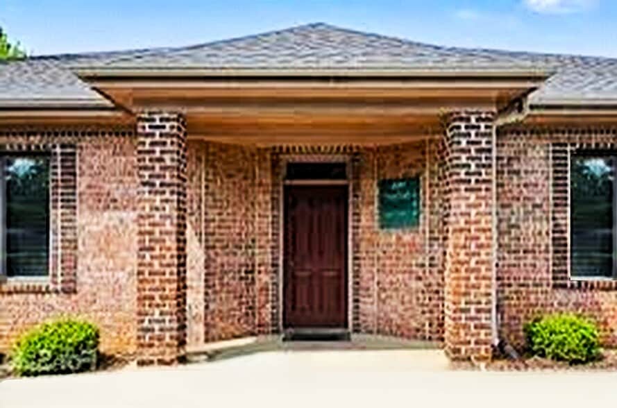 More Photos Of 1977 J N Pease Pl, Charlotte Office For Sale