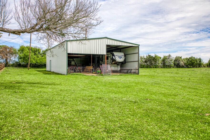 More Photos Of 20751 FM 1155 E, Washington Land For Sale