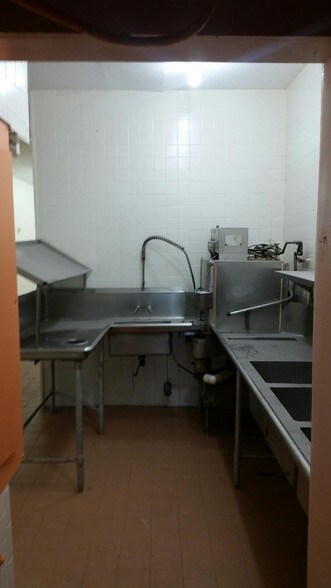 More Photos Of 2625 N Courtenay Pky, Merritt Island Freestanding For Lease