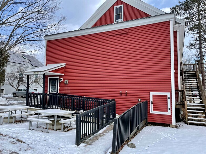 More Photos Of 12 Church Rd, Readfield Flex For Sale