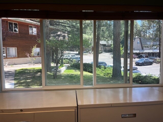 More Photos Of 124 McFaul Way, Zephyr Cove Office For Lease