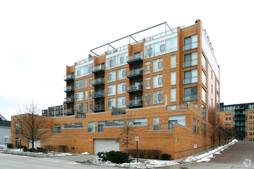 More Photos Of 1720-1740 Oak Ave, Evanston Apartments For Sale