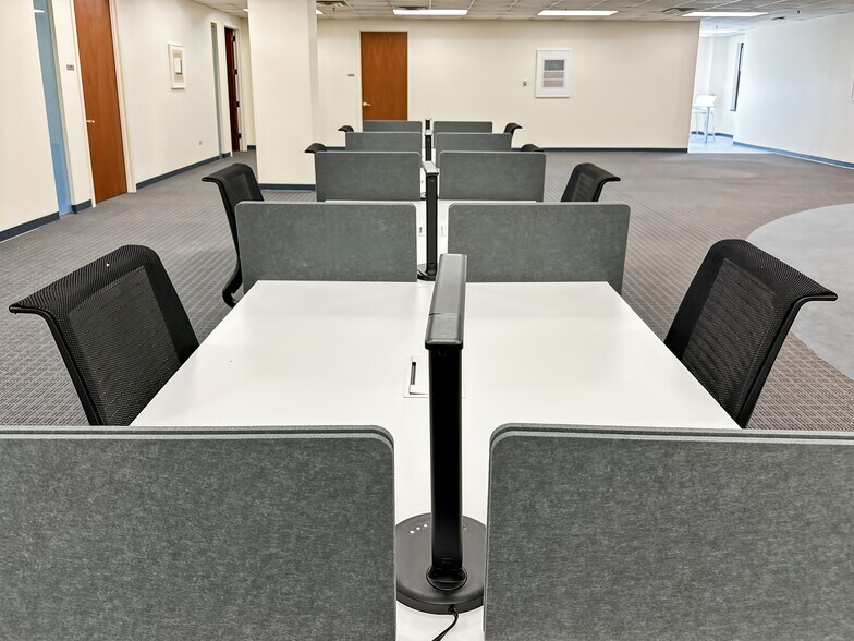 More Photos Of 1 Crossroads Dr, Bedminster Coworking Space