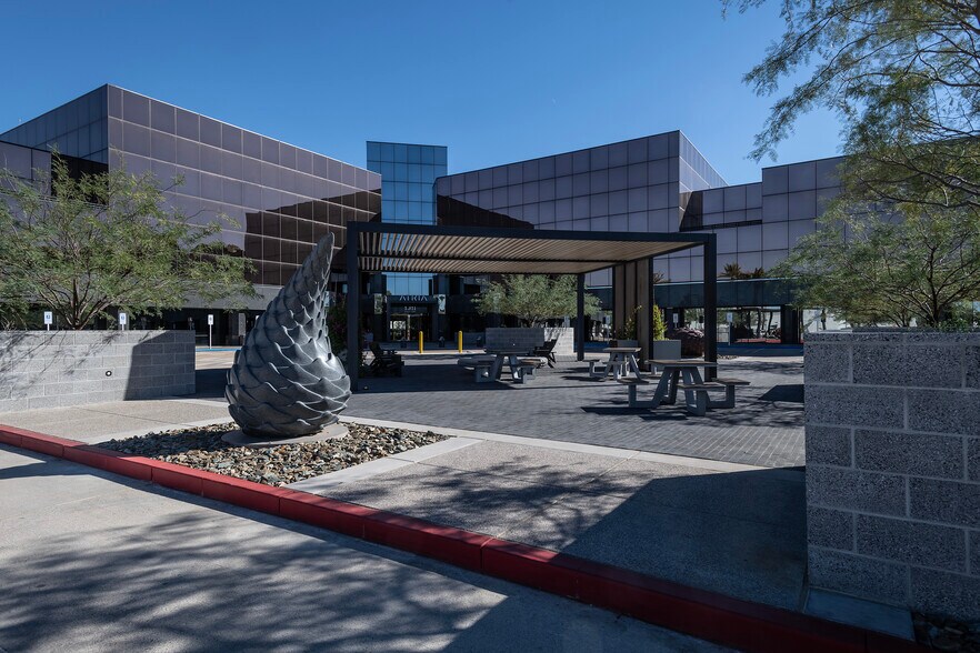 More Photos Of 11811 N Tatum Blvd, Phoenix Office For Lease