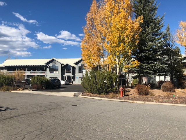 Primary Photo Of 12242 Business Park Dr, Truckee Office Residential For Lease