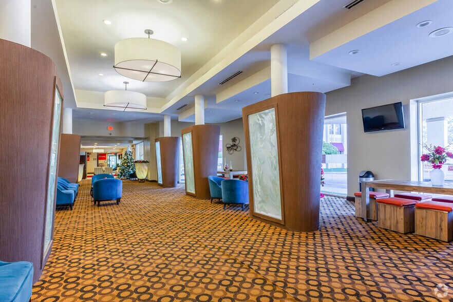 More Photos Of 441 Rio Concho Dr, San Angelo Hotel For Sale