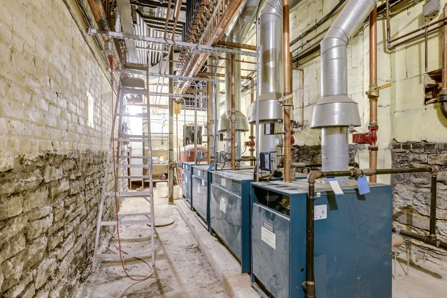 More Photos Of 217 Mackubin St, Saint Paul Religious Facility For Sale