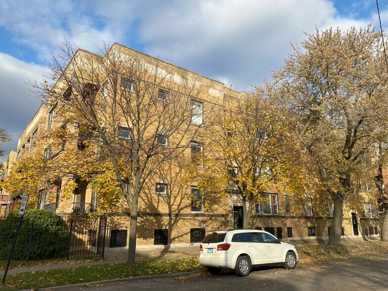 More Photos Of 6153 S Vernon Ave, Chicago Apartments For Sale