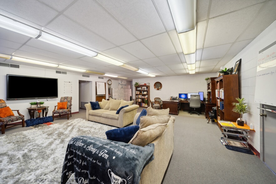 More Photos Of 1203 S Columbia Ave, Tulsa Religious Facility For Sale