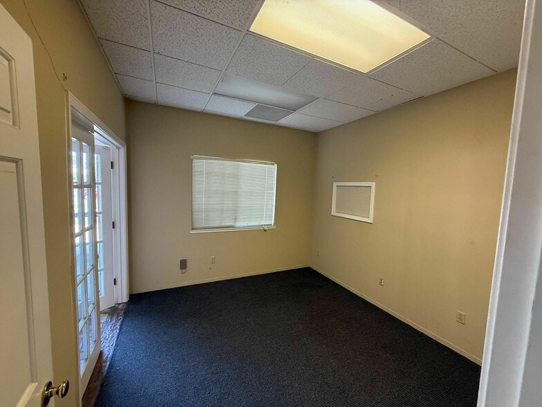 More Photos Of 4629 Quail Lakes Dr, Stockton Office For Lease