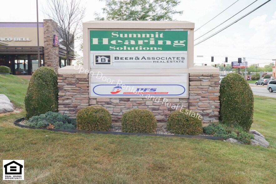 More Photos Of 4911-4915 Illinois Rd, Fort Wayne Office For Lease