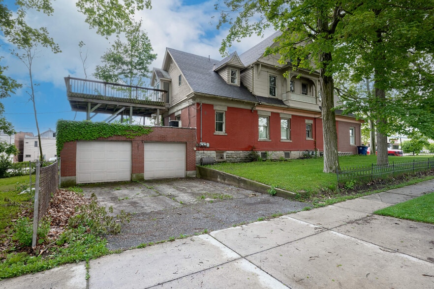 More Photos Of 134 N Front St, Saint Marys Apartments For Sale