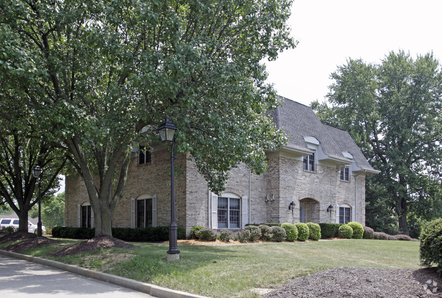 Primary Photo Of 9122 Montgomery Rd, Cincinnati Office For Lease